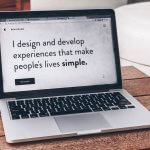 Corporate Blog / Laptop mit motivierendem Text